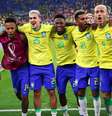 Jogadores do Brasil comemoram vitória diante da Coreia do Sul por 4 x 1  Foto: Reuters