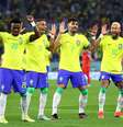 Vinicius Junior, Raphinha, Lucas Paquetá e Neymar comemoram gol da Seleção em jogo contra a Coreia do Sul  Foto: REUTERS/ Carl Recine 