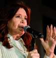 Cristina Fernández de Kirchner ouviu a sentença por videoconferência em seu gabinete  Foto: Reuters / BBC News Brasil