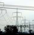 Foto ilustrativa de torres de linha de transmissão de energia  Foto: Reuters