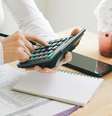 Veja dicas para organizar as finanças e comece 2023 sem dívidas – Foto: Shutterstock  Foto: Finanças e Empreendedorismo
