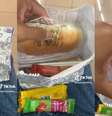 O lanche fornecido pela Globo e revelado pelo tiktoker: suficiente para forrar o estômago  Foto: Reprodução/@laurojustino_