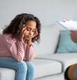 O tratamento da ansiedade em crianças inclui medicação e psicoterapia –  Foto: Shutterstock / Alto Astral