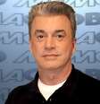 Edney Silvestre estreou na Globo em noite fria de dezembro de 1996 e agora se despede do canal, no mesmo mês  Foto: Reprodução