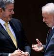 Arthur Lira e Lula vêm mantendo diálogo desde que o petista venceu as eleições. PEC da Transição é "teste de fogo" para novo governo  Foto: Reuters / BBC News Brasil