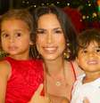 Lais brito presentes natal  Foto: Famosos e Celebridades