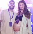 Nasceu Aurora, filha de Pedro Scooby e Cíntia Dicker.  Foto: AGNews / Purepeople