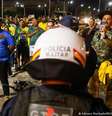 Policiais do Distrito Federal observam protesto bolsonaristas no início de dezembro  Foto: DW / Deutsche Welle