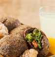 O famoso bolinho de feijoada da chef carioca Katia Barbosa  Foto: Reprodução Instagram Oficial Katia Barbosa