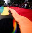 Objetivo da lei é educar e conscientizar a população sobre a necessidade de respeito à comunidade LGBTQIA+  Foto: Reuters