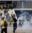 Bolsonaristas invadiram três prédios: Palácio do Planalto, Congresso e Congresso Nacional  Foto: Reuters / BBC News Brasil
