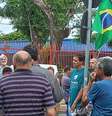 Acampados em frente a unidade do Exército em Sorocaba disseram que continuarão usando local como ponto de encontro.  Foto: José Maria Tomazela/Estadão / Estadão