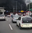 Bolsonaristas bloqueiam trecho da Marginal Tietê   Foto: Reprodução