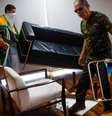 Invasores de prédios públicos se organizaram em grupos bolsonaristas nas redes sociais  Foto: Reuters / BBC News Brasil