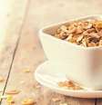 Guia da Cozinha - Granola caseira: saiba como fazer e conheça os benefícios  Foto: Guia da Cozinha