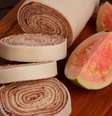 Guia da Cozinha - Bolo de rolo: a receita típica de Pernambuco ideal para adoçar sua tarde  Foto: Guia da Cozinha