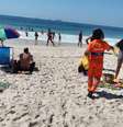  Foto: A Comlurb começou a campanha Praia Limpa no verão carioca – Divulgação / Diário do Rio