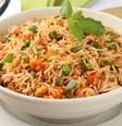 O arroz primavera é uma das opções de arroz diferente – Foto: Divulgação / Divino Fogão  Foto: Guia da Cozinha