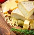 Saiba quais são as vantagens de incluir o queijo na dieta.  Foto: Shutterstock / Alto Astral