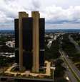 Para atingir a meta de inflação fixada pelo CMN, o Banco Central eleva ou reduz a taxa básica de juros.  Foto: Marcello Casal Jr/Agência Brasil - 14/5/2020 / Estadão