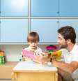 O instituto tem projetos totalmente gratuitos, como o Laços, que conecta pais e mães que acabaram de receber o diagnóstico de filho com Down ou com outras 13 síndromes ou doenças raras  Foto: DANIEL TEIXEIRA/ESTADAO / Estadão