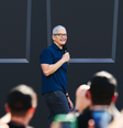 Tim Cook durante a WWDC22 no Apple Park   Foto: Divulgação / Apple / Tecnoblog