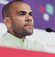 Segundo relato do diário La Vanguardia, o advogado Cristóbal Martell - que representa Daniel Alves - assegurou que "a jovem não apresentava lesões compatíveis com estupro"  Foto: Reprodução/Instagram