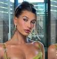 Saiba como reproduzir a make queridinha de Hailey Bieber na pele acneica -  Foto: Reprodução / Instagram / @haileybieber / Alto Astral