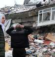 Populares se desesperam ao ver o tamanho da destruição após terremoto na Turquia   Foto: Sertac Kayar 