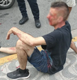 Homem é espancado por populares depois de roubar pedagoga em Praia Grande  Foto: Reprodução