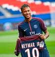 O clube de Paris está no radar da Uefa desde a contratação de Neymar em 2017.  Foto: Lionel Bonaventure/AFP / Lance!