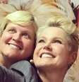 Xuxa e Mara eram bastante unidas antes da desavença por opiniões políticas opostas  Foto: Reprodução