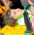 Menina de 6 anos é resgatada viva uma semana após terremoto  Foto: Reprodução/Twitter:@tkikurumsal