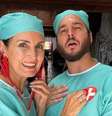 Casal se vestiu de profissionais da saúde para curtir carnaval  Foto: Reprodução/Instagram