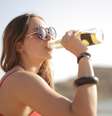 Dia de Combate ao Alcoolismo: 7 razões para mulheres evitarem bebidas alcoólicas  Foto: Freepik / Bons Fluidos
