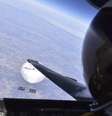Imagem de selfie mostrando piloto de caça americano voando sobre balão chinês 'espião'  Foto: US DEPARTMENT OF DEFENSE / BBC News Brasil