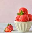 O sorbet é leve e saboroso, tem tudo para se tornar sua sobremesa do verão favorita  Foto: Guia da Cozinha