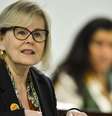 “O déficit de representatividade feminina significa um déficit para a própria democracia brasileira”, disse Rosa Weber  Foto: Marcelo Camargo/Agência Brasil