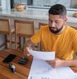 É preciso ficar atento para saber se é preciso declarar o Imposto de Renda em 2023  Foto: Drs Produções/iStock