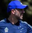 Paulo Pezzolano deixa o Cruzeiro após eliminação no Estadual  Foto: Reprodução