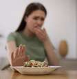 Alimentos ricos em fibras ajudam nas famosas dores de estômago  Foto: Liudmila Chernetska / iStock