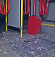 Ônibus é atingido por tiros no Rio de Janeiro e três pessoas ficam feridas  Foto: Reprodução/TV Globo