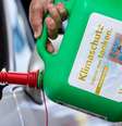 Debate sobre carros com motores a combustão movidos pelos chamados e-fuels vinha travando acordo  Foto: DW / Deutsche Welle