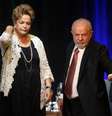 O presidente Lula e a ex-presidente Dilma Roussef durante cerimônia de posse da diretoria do BNDES no início de fevereiro  Foto: Pedro Kirilos/Estadão / Estadão