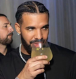 O rapper Drake cancelou a apresentação no Lolla  Foto: Reprodução/Instagram/@drake