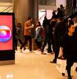 A Globo vai ampliar a presença de seu conteúdo em locais de grande circulação de pessoas  Foto: Fotomontagem: Blog Sala de TV