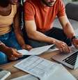 Declaração, com dados pré-preenchidos, podem ser entregue de forma online  Foto: DelmaineDonson/iStock