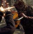 Sofrendo para passar pela vila no começo de Resident Evil 4? Veja esse método para encerrar a luta  Foto: Capcom / Divulgação