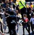 Houve uma média de 1,5 tiroteio em massa por dia nos EUA de 1º de janeiro a 27 de março  Foto: Reuters / BBC News Brasil
