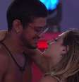 BBB 23: Gabriel Santana surpreende com decisão sobre romance com Bruna Griphao -  Foto: Divulgação/TV Globo / Famosos e Celebridades